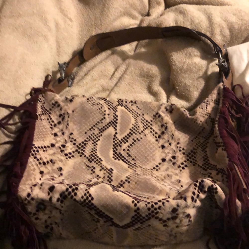 Ariat Santa Fe hobo fringe purse - Picture 10 of 13